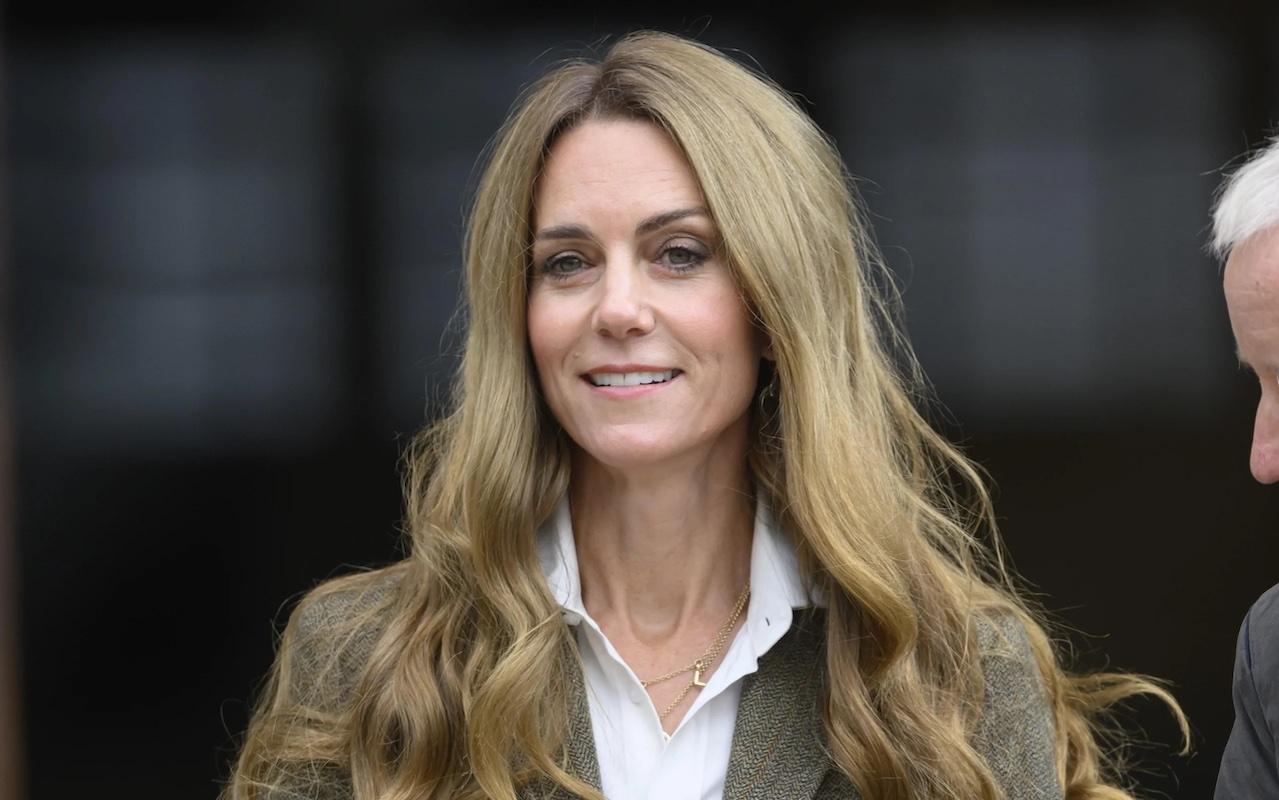 Kate Middleton estrena look 