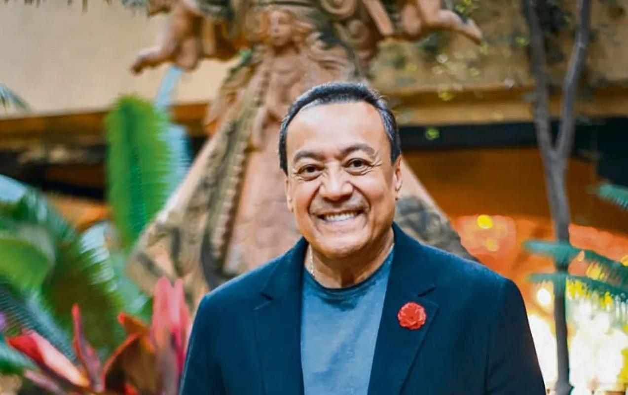 Carlos Cuevas y la Sonora Santanera: La última y nos vamos