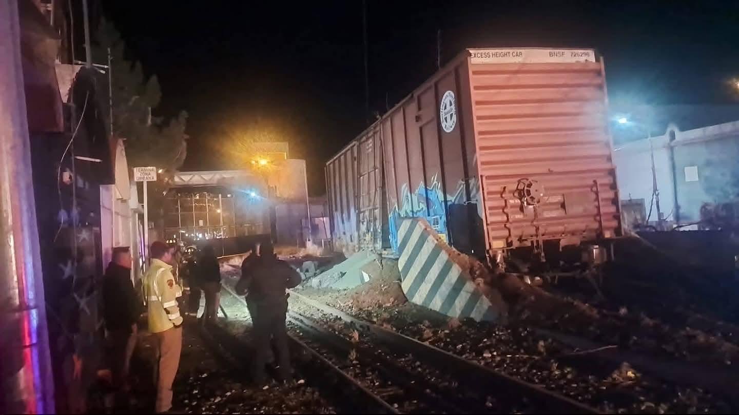 Activan operativo de tras desplazamiento sin control de vagón del tren en Nogales