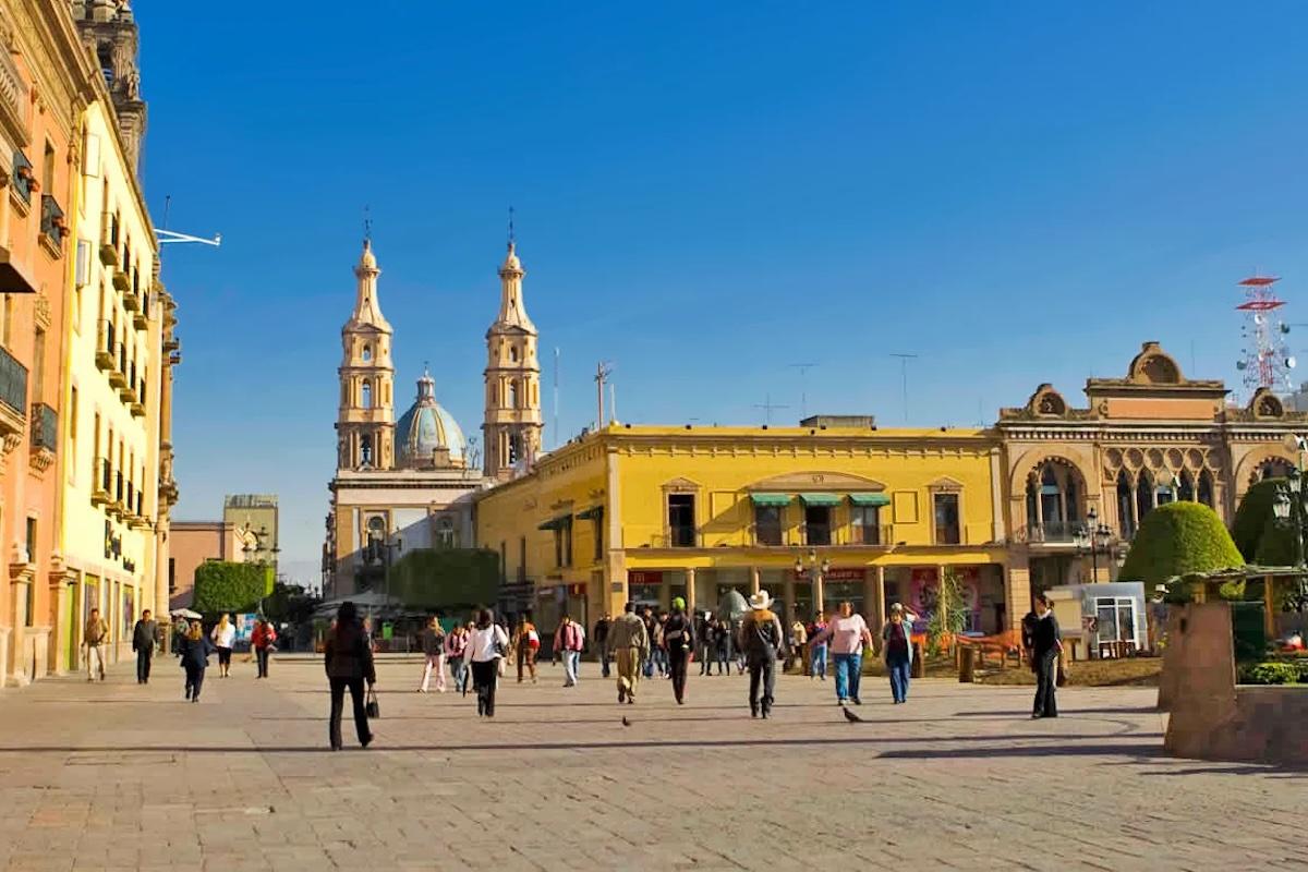 Entre 20 a 25 mil paisanos vinieron a visitar a sus familias en León