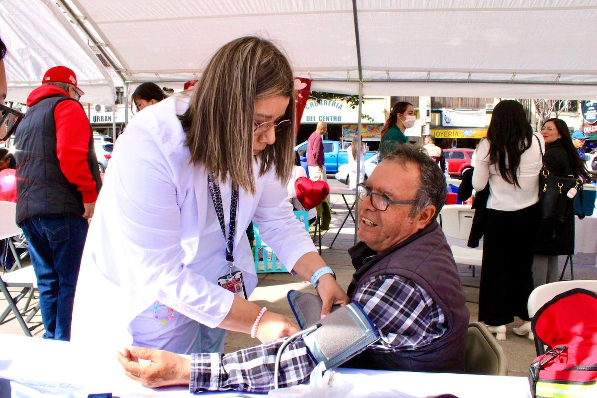 Inaugura alcalde Campaña de Salud Binacional “Ama tu Corazón”