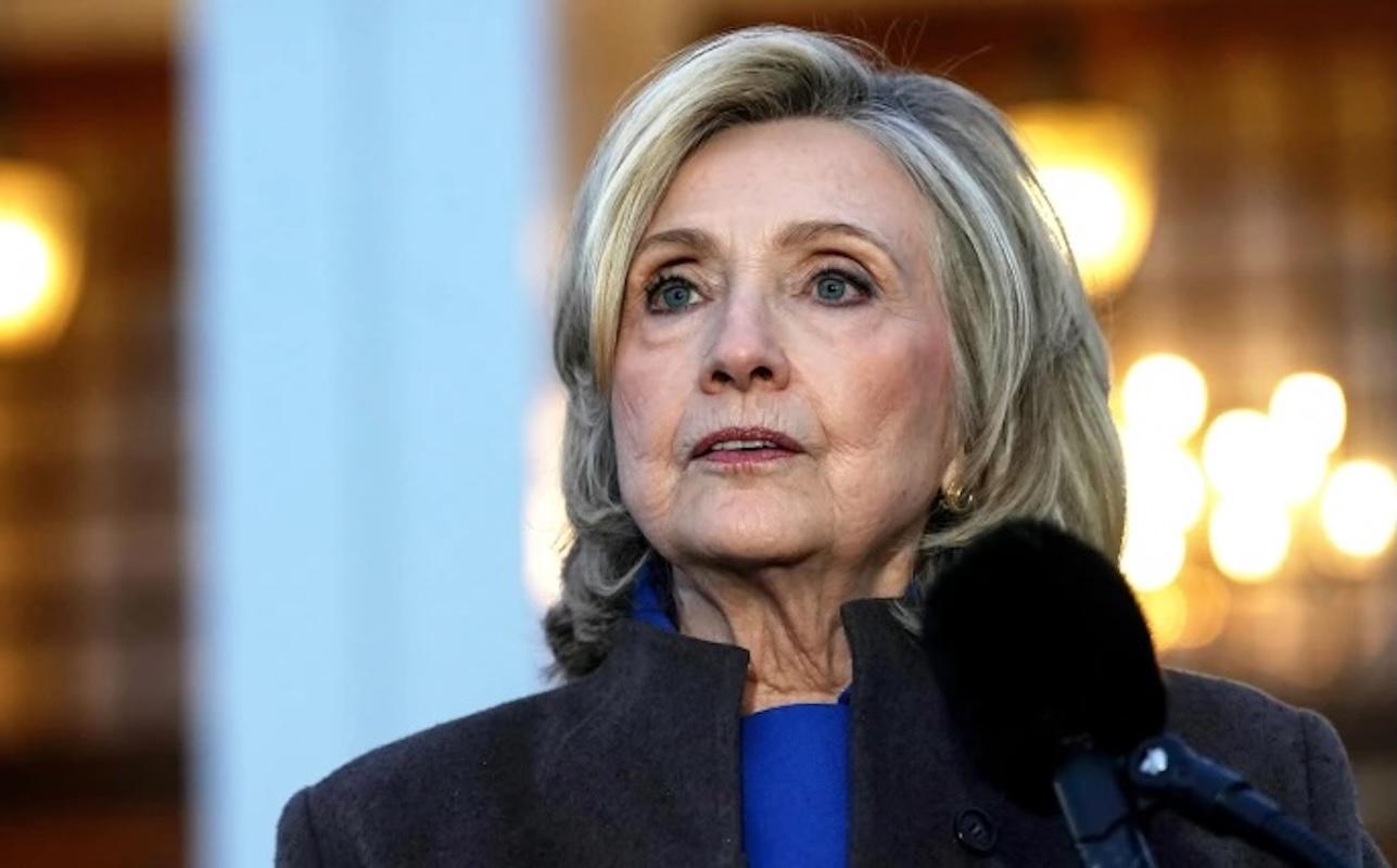 Hillary Clinton declara por caso Epstein 