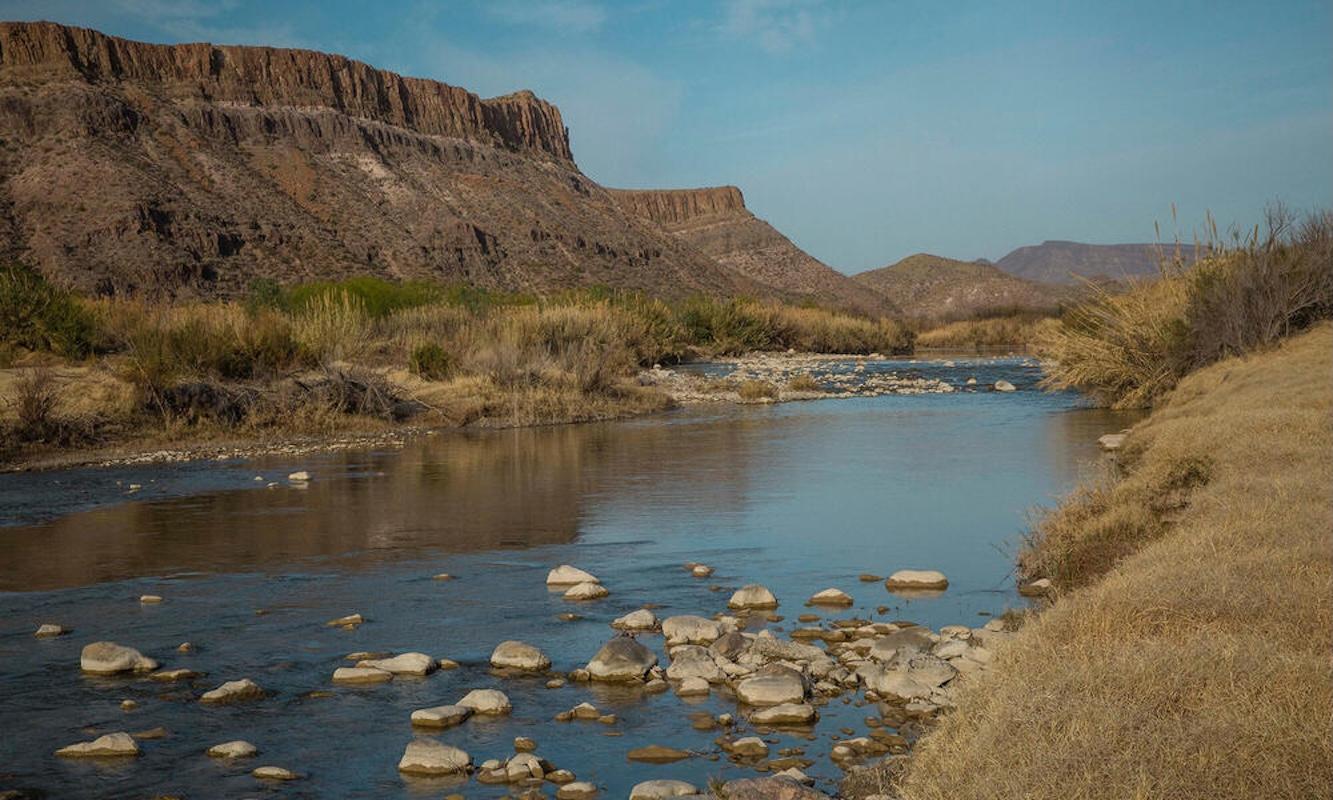 México y Estados Unidos pactan plan técnico para el Río Bravo