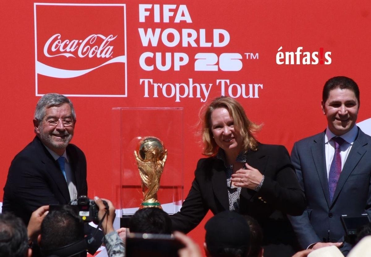 El trofeo de la FIFA llega a México e inicia la cuenta regresiva para el Mundial 2026