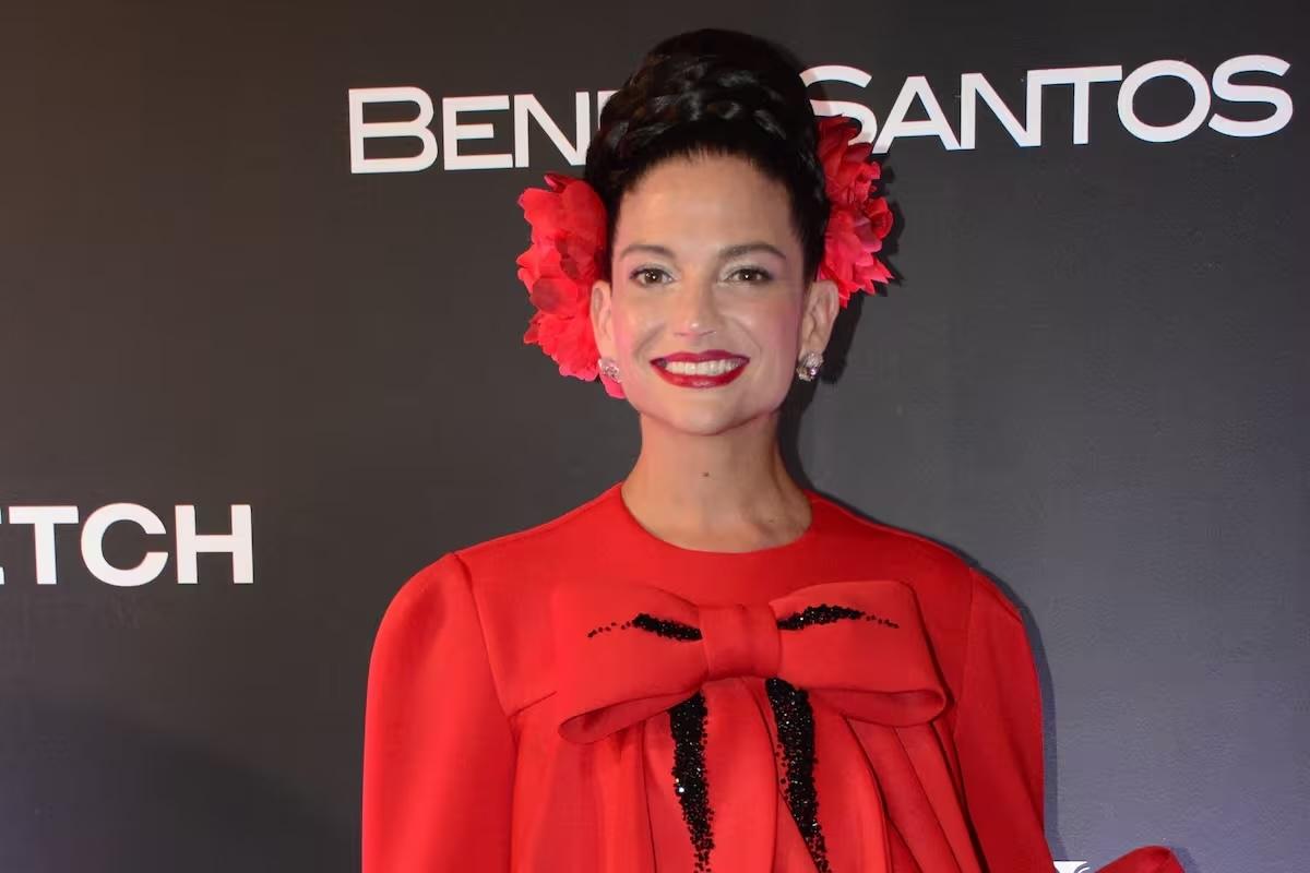 Natalia Jiménez es funada por documentar su traslado en una ambulancia 