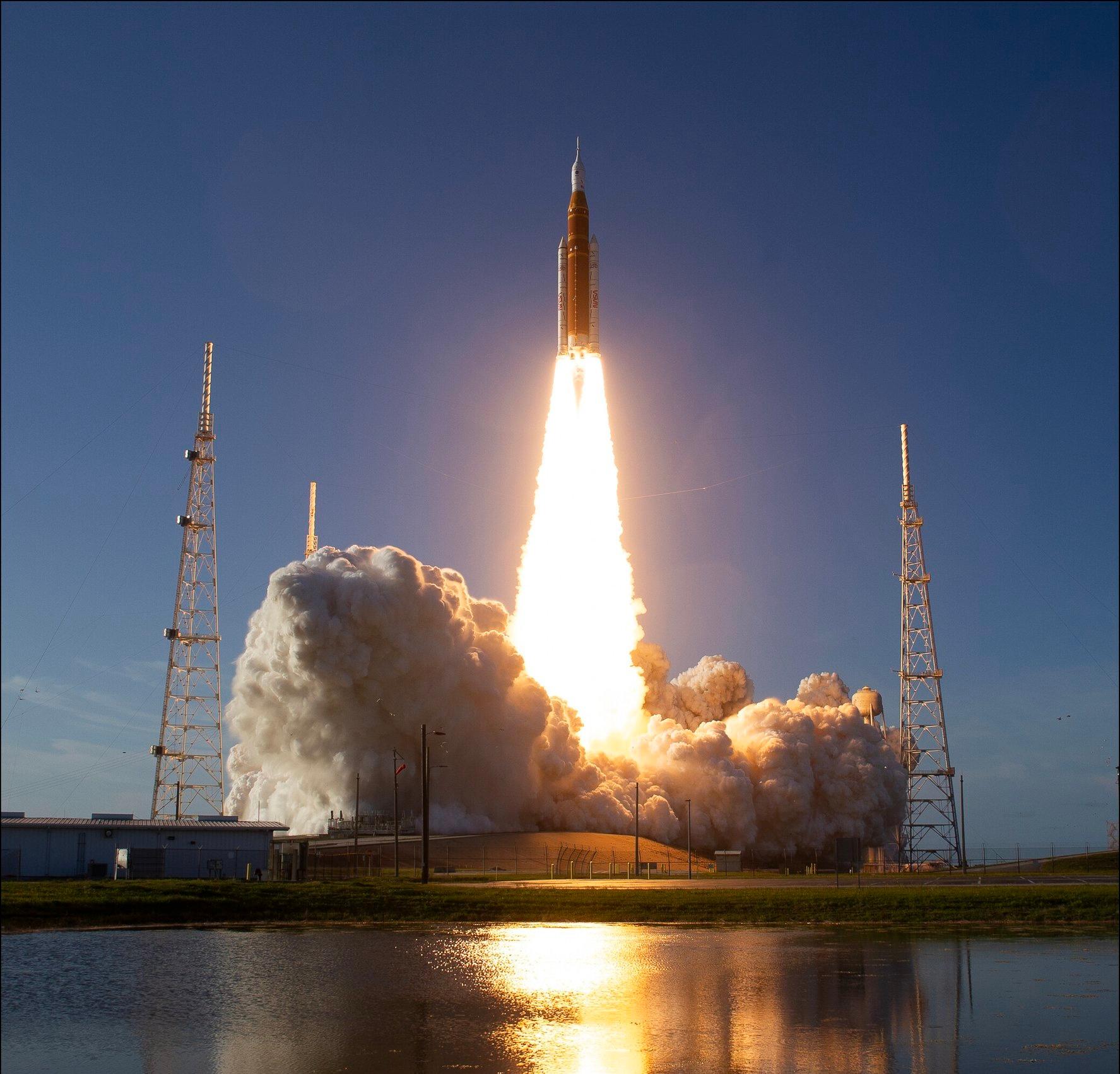 Artemis II ya está en marcha, el destino más allá de la Luna 