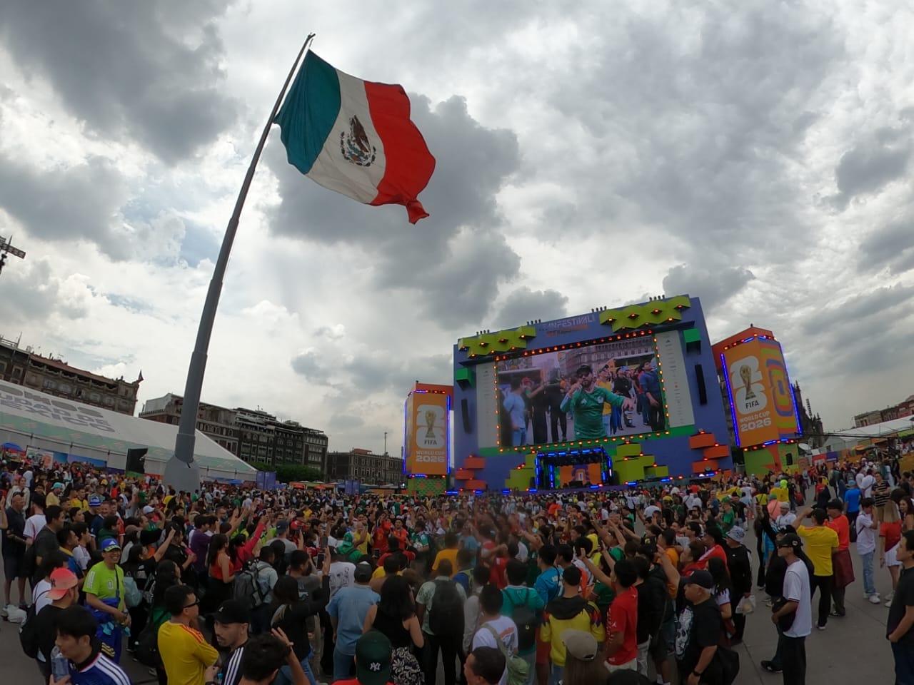Zócalo alcanza lleno total  para el México vs Corea del Sur