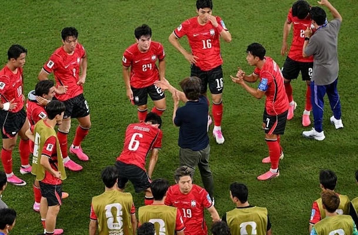 Presidente de Corea del Sur, pide investigación contra selección de fútbol