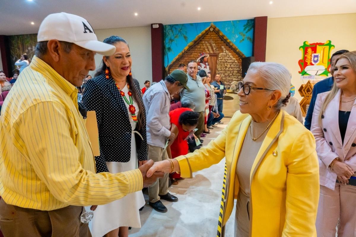 Reencuentra a familias el programa: Uniendo Corazones Nayaritas