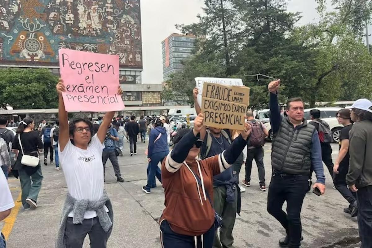 Aspirantes a la UNAM protestan en CU; exigen repetir examen de admisión