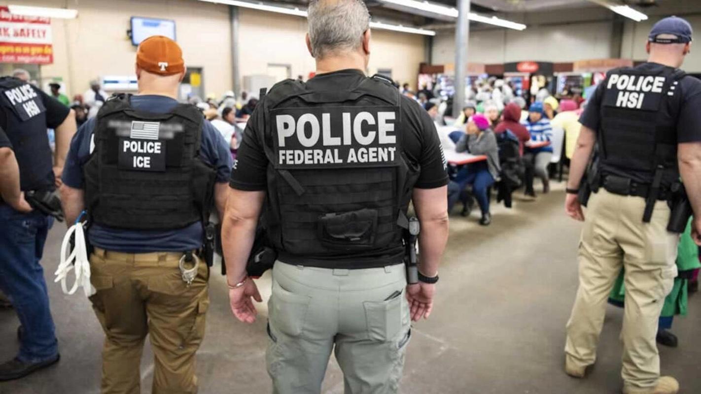 Trump prohíbe investigar abusos del ICE
