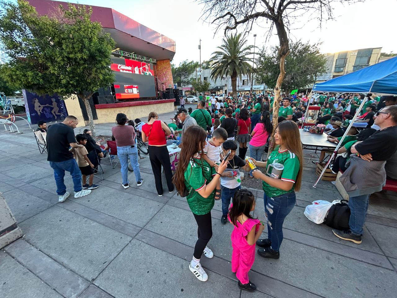 México se viste de Fiesta en Nogales