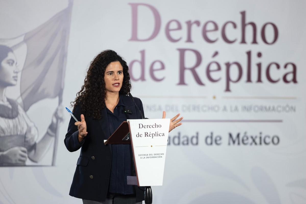 Alcalde acusa a medios y periodistas de difundir mensajes en contra del gobierno