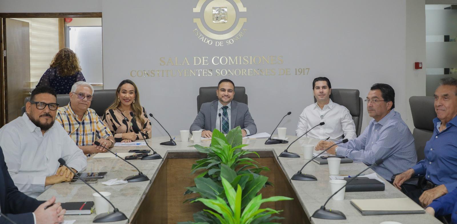 Socializan en el Congreso de Sonora iniciativa para eliminar cobros por el resguardo de vehículos