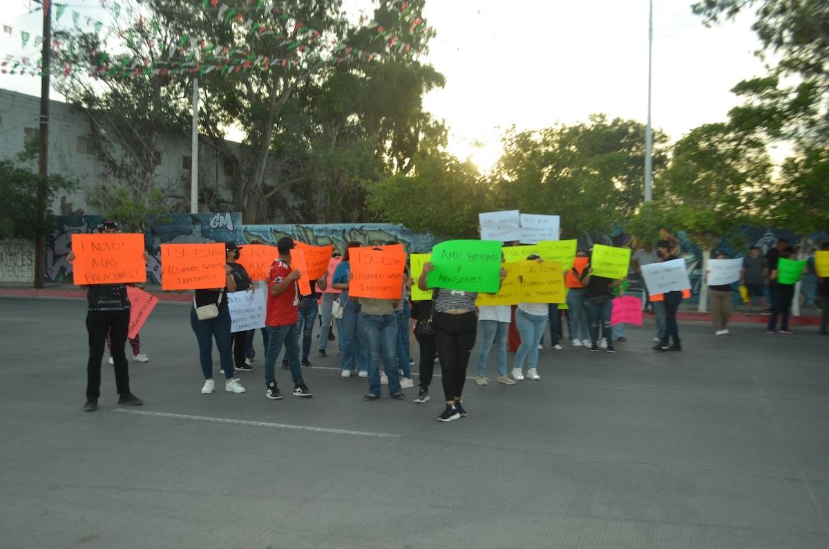 Manifestantes exigen claridad sobre operativos de seguridad en Puerto Peñasco