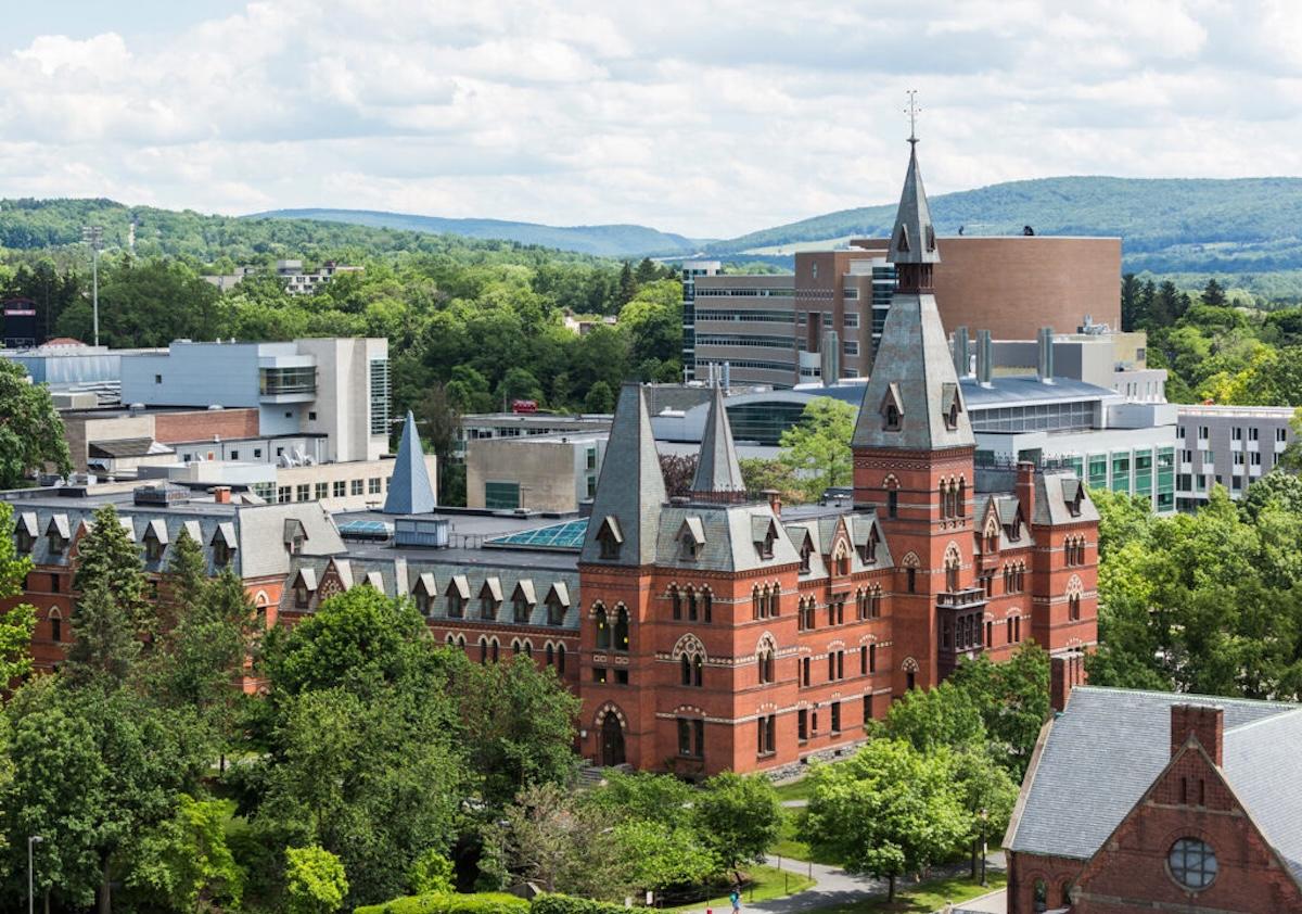 Nueva York reabre investigación por presunta violación en fraternidad de Cornell