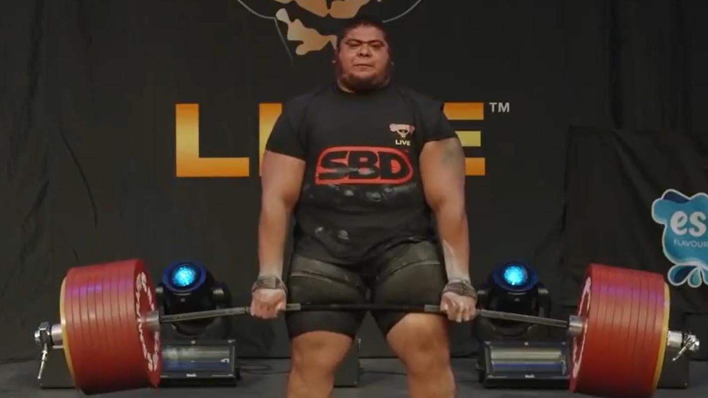 Raúl Flores se convirtió en el hombre más fuerte del mundo
