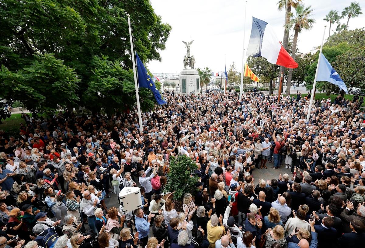 550 mil personas participaron en los disturbios y protestas en Francia