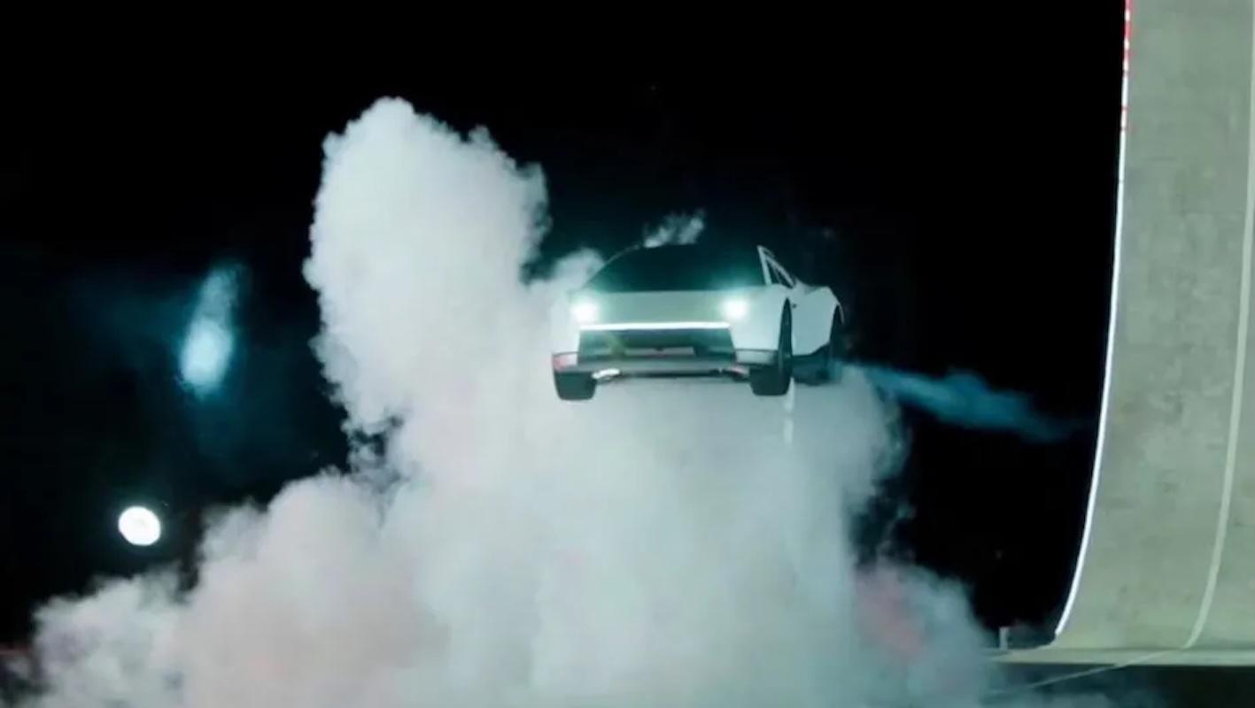 Tesla presenta su auto volador