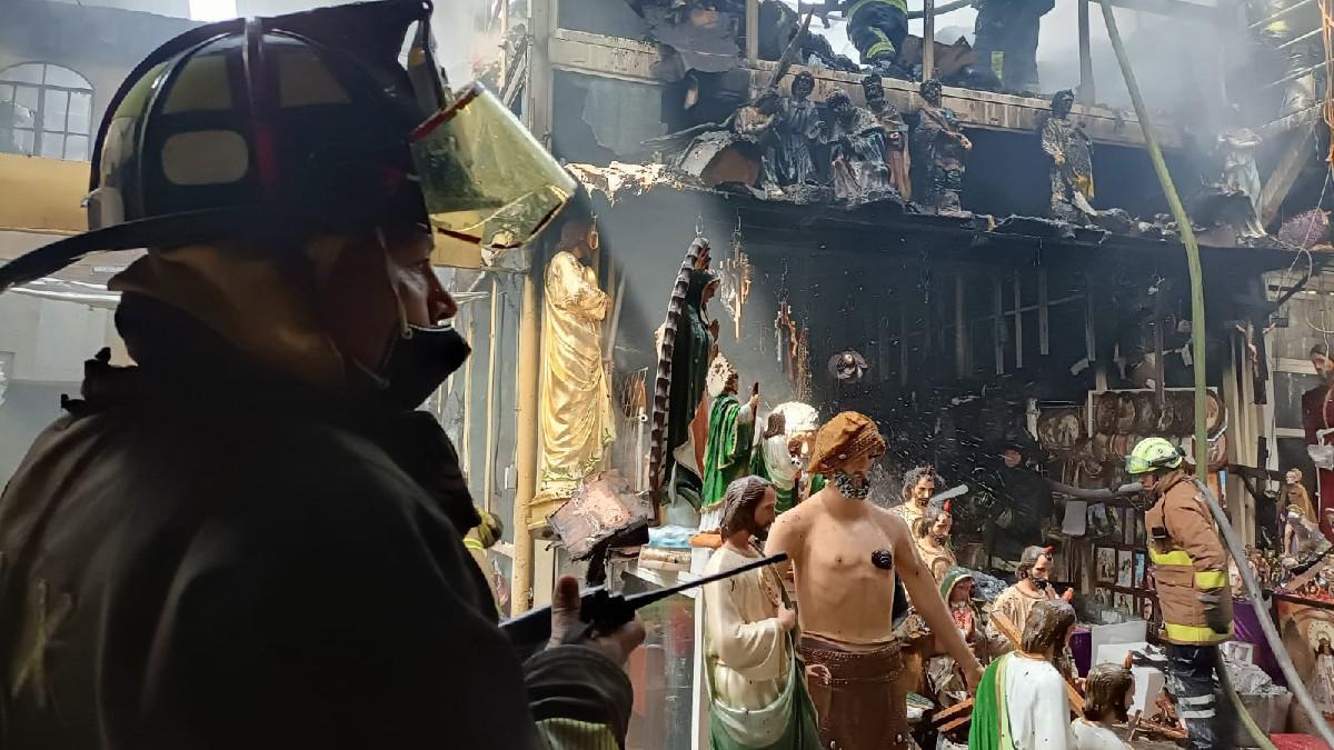 FGJCDMX abre carpeta de investigación por incendio del Mercado de Sonora
