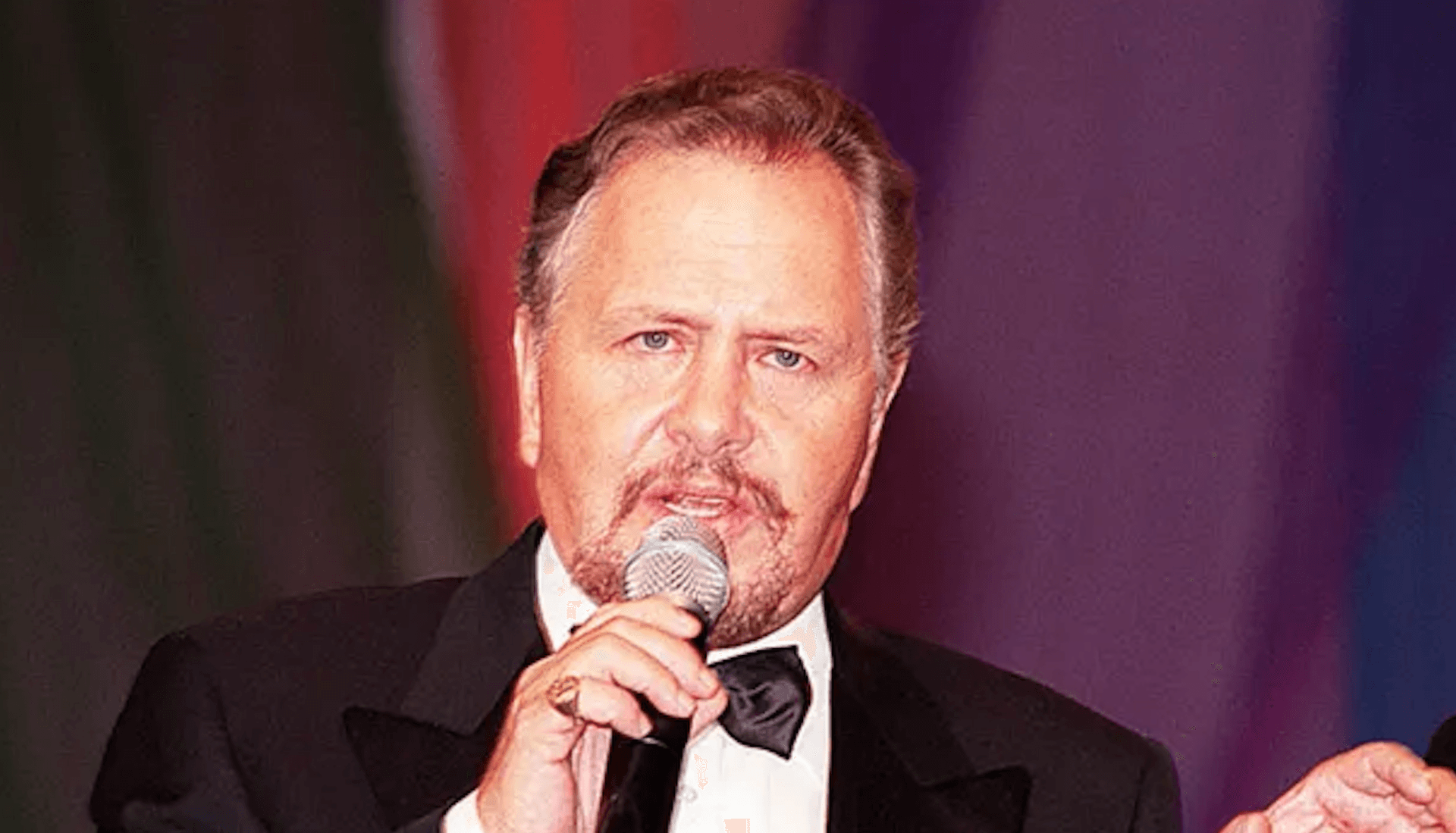 Lanzan tráiler de la serie documental de Paco Stanley