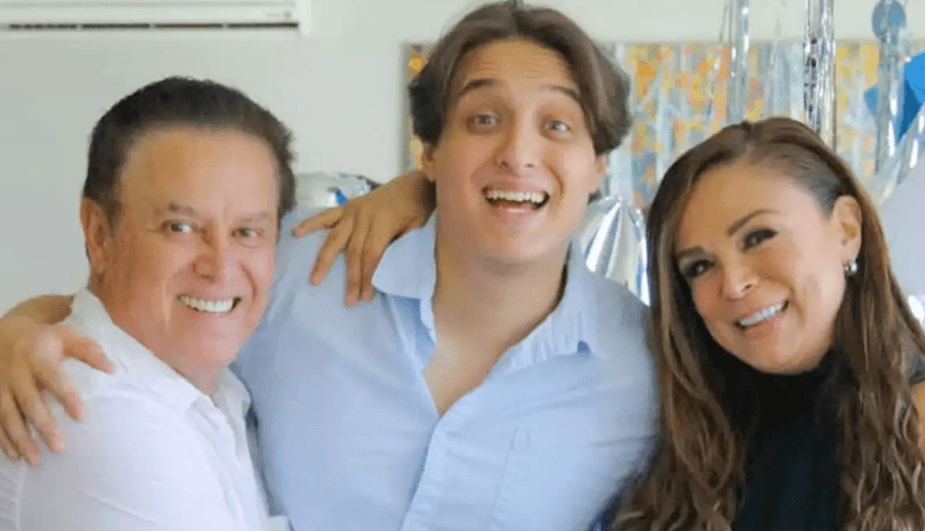 Brenda Bezares comprueba que su hijo Alan también es de Mario Bezares