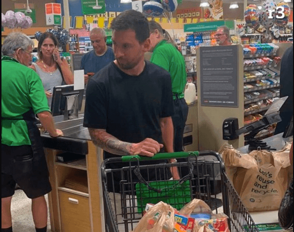 Leo Messi es captado en el supermercado de Miami