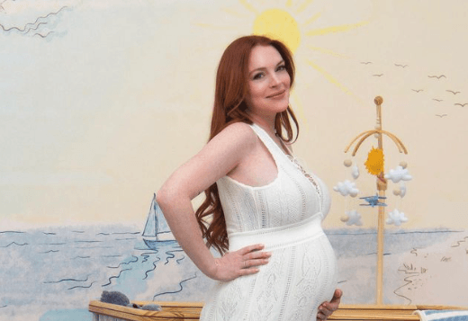 Lindsay Lohan muestra su última etapa de embarazo