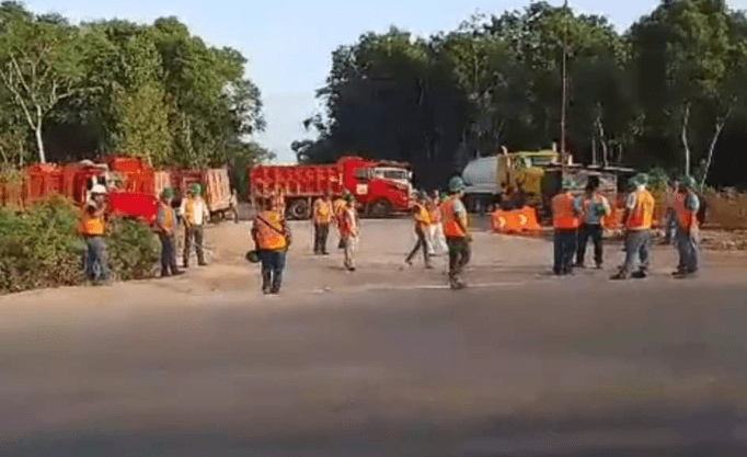 Se manifiestan trabajadores del tren maya en el tramo 6