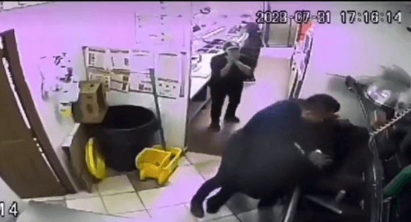 Agresor de trabajador de 15 años no ha sido localizado