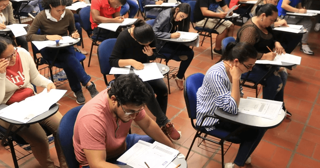 Piden reintegrar posgrados a las universidades públicas de Chihuahua