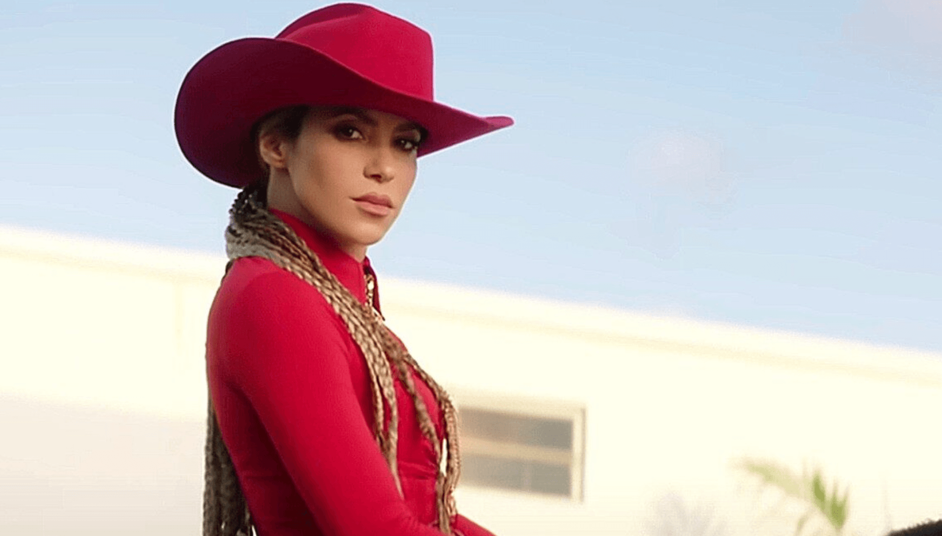 Papá de Piqué reacciona a nueva canción de Shakira donde es mencionado