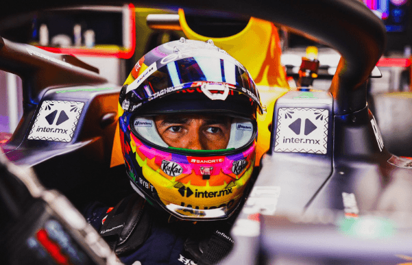 Checo Pérez en 3er lugar de la primera práctica en el GP de México