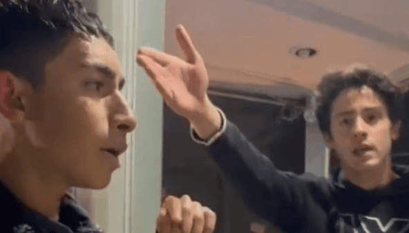 Joven que agredió a vigilante en Puebla ya fue sancionado