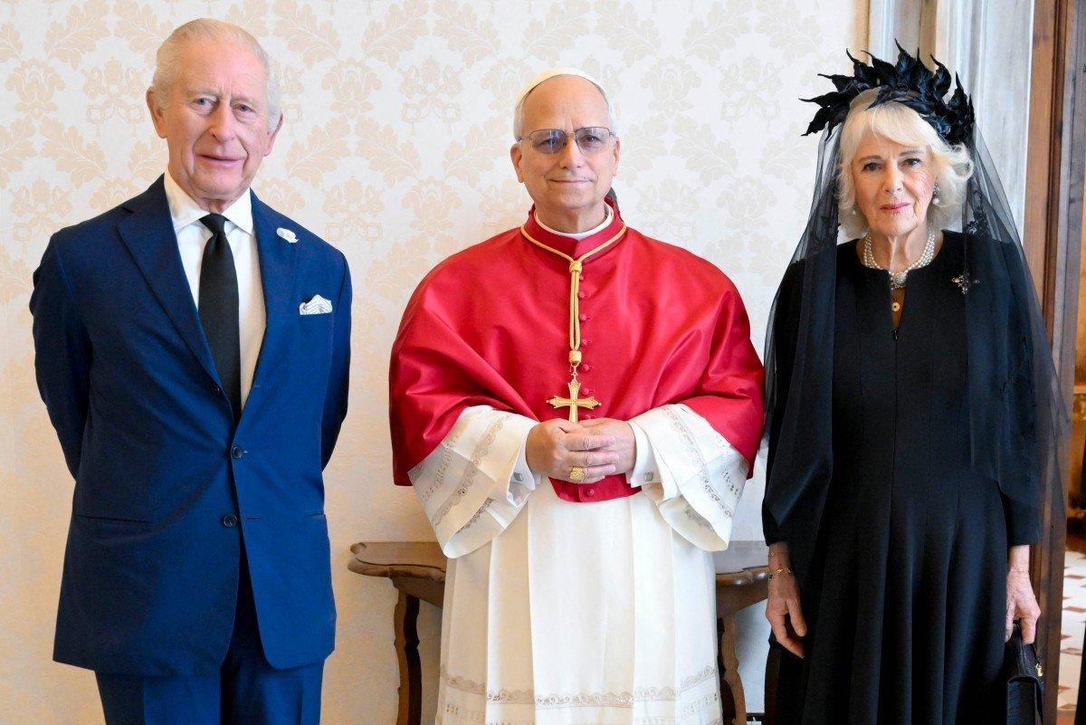 Carlos III y Camila rezaron con el Papa León XIV