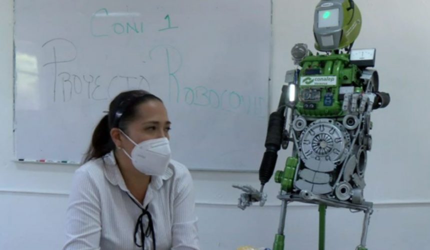 robot estudiantes conalep covid