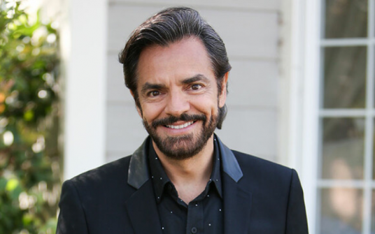 Eugenio Derbez hace bromas sobre la falta de información de “La casa de los famosos”