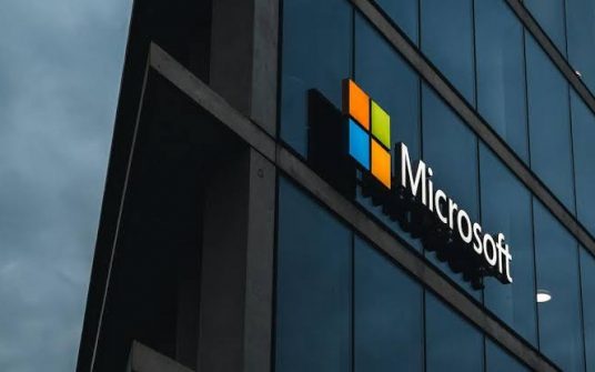 Microsoft cayó a nivel mundial y todo es caos