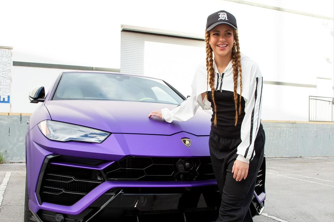 Shakira regalará su Lamborghini a un fan 