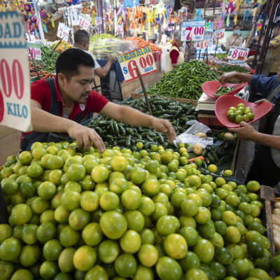 Inflación desciende a 4.55% en noviembre, el más bajo en 8 meses 