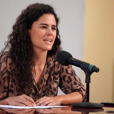 Luisa María Alcalde será mamá de una niña