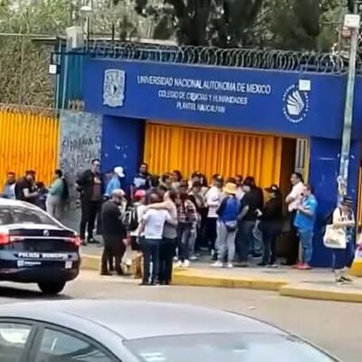 Alumno ataca a maestro en el CCH Naucalpan